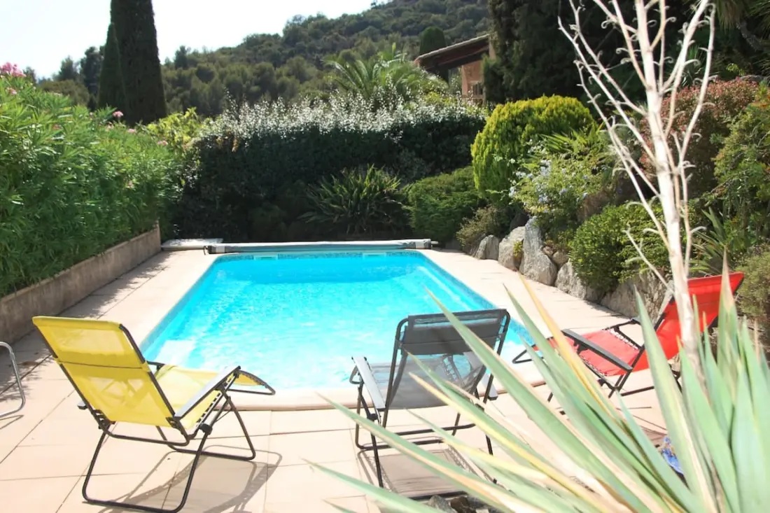 Rezidencia Villa View Sea And Swimming medence Cavalière - 1 Km Beach