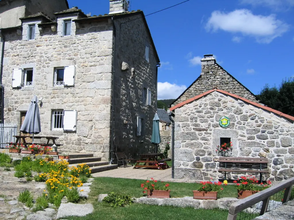 Gite de France Gma086 - gîtes de france aux ducs 4/6 people 3 ears