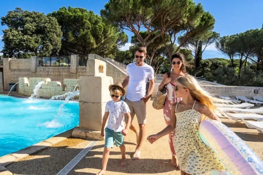 Camping Tikayan Les Cigales 5 Sterne★★★★★