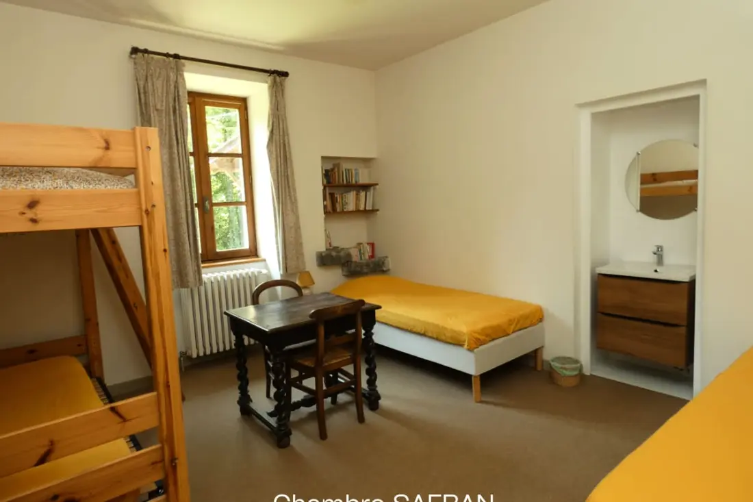 Résidence Chartreuse De La Sylva Benite, Gîte De Characterère Grande Capacité