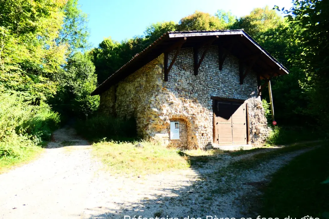 Résidence Chartreuse De La Sylva Benite, Gîte De Characterère Grande Capacité