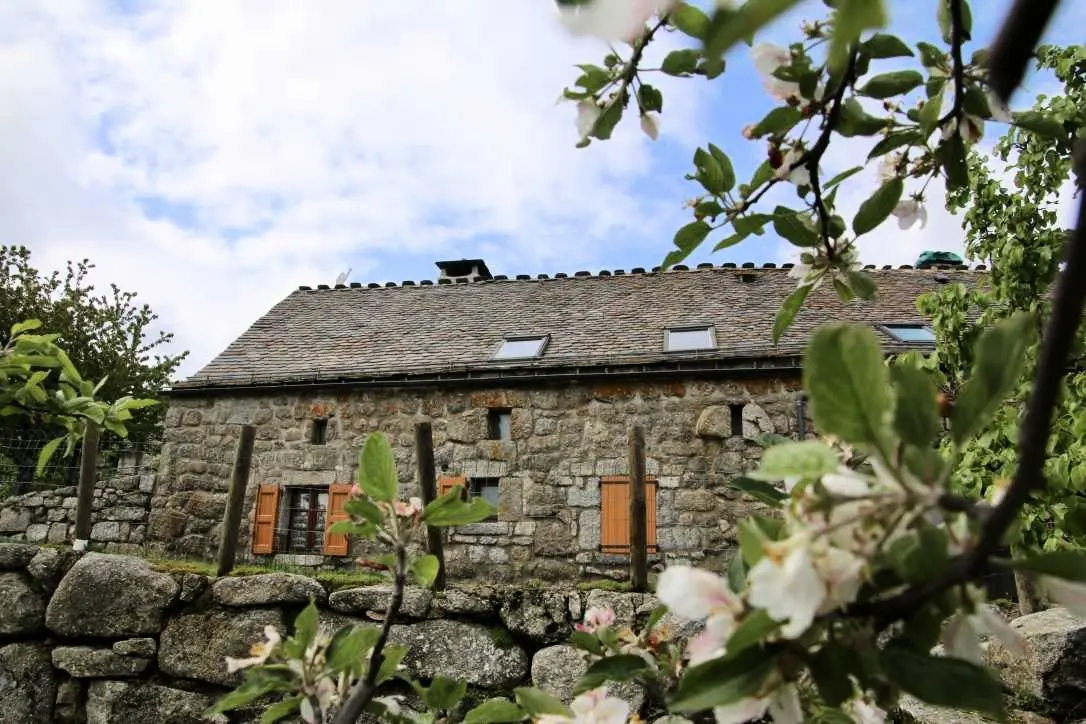 Gîte de France Gîte de fermigous in Montgros 3 Ohren