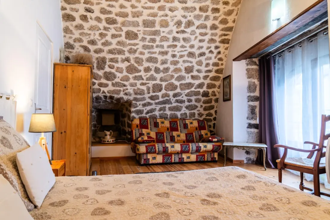 Gîte de France Gîte de la cascade 6/8 pers à rûnes 3 épis