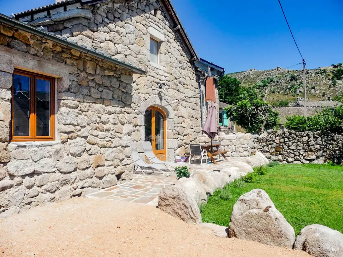 Gîte de France Gîte de la cascade 6/8 pers à rûnes 3 épis