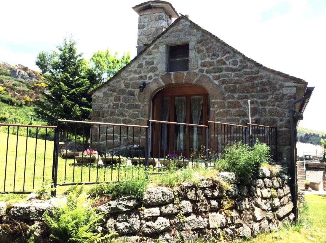 Gite de France Gite de Montgros 2 Ohren