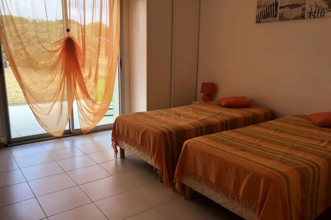 Kényelmes apartman De La Mer közelében