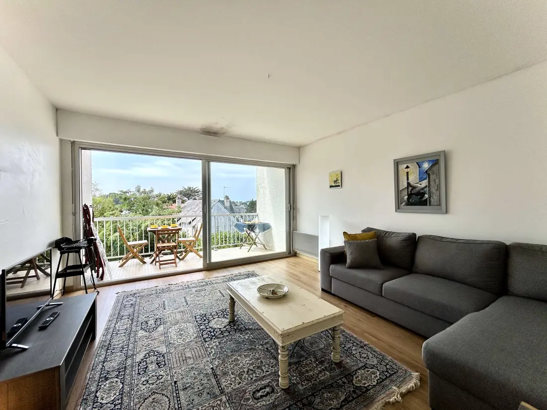 Benedicta Residence