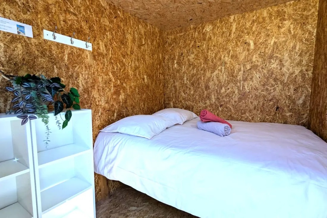 Perched Cabanon Fent a tengeren