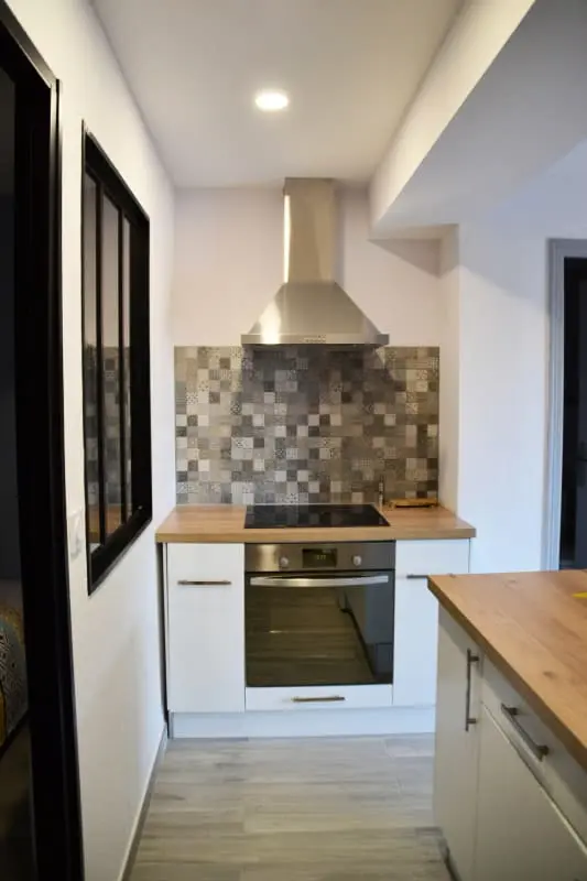 Lovely Ac Apartman 2 Medence és kert