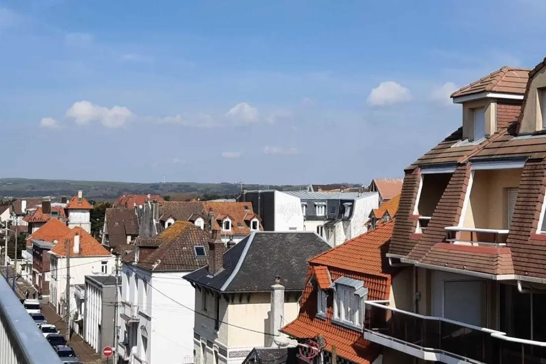 Világos apartman közel a tengerhez