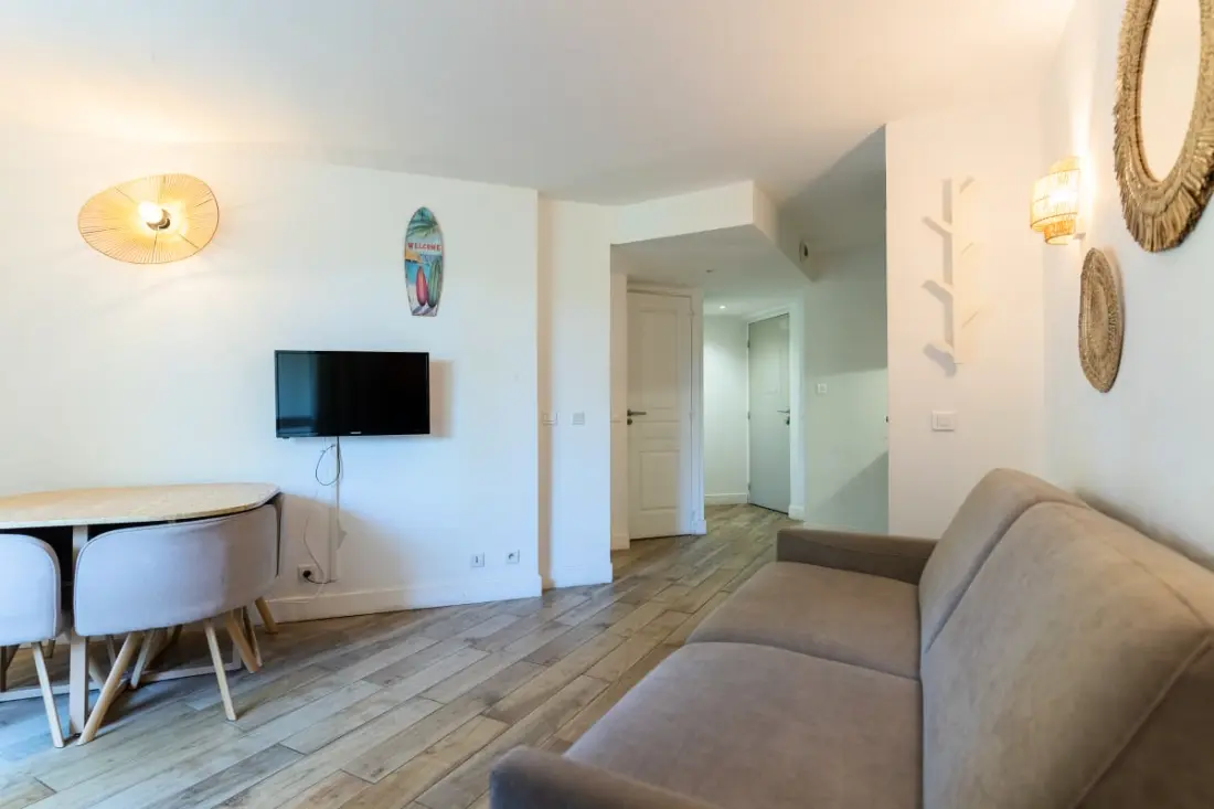 Appt Residence 4 Pers With Covered Pool, tenisz és parkoló ingyenes 227