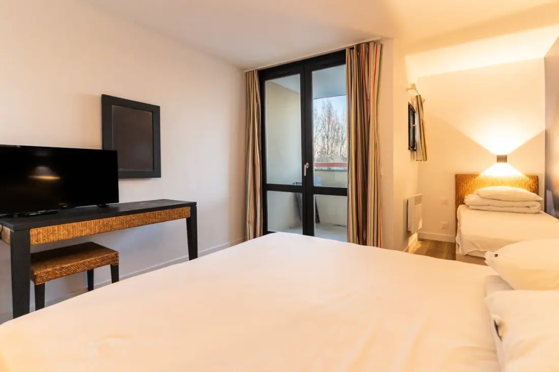 Rezidencia felújított apartman 5 személy úszási medence, tenisz és parkoló 232
