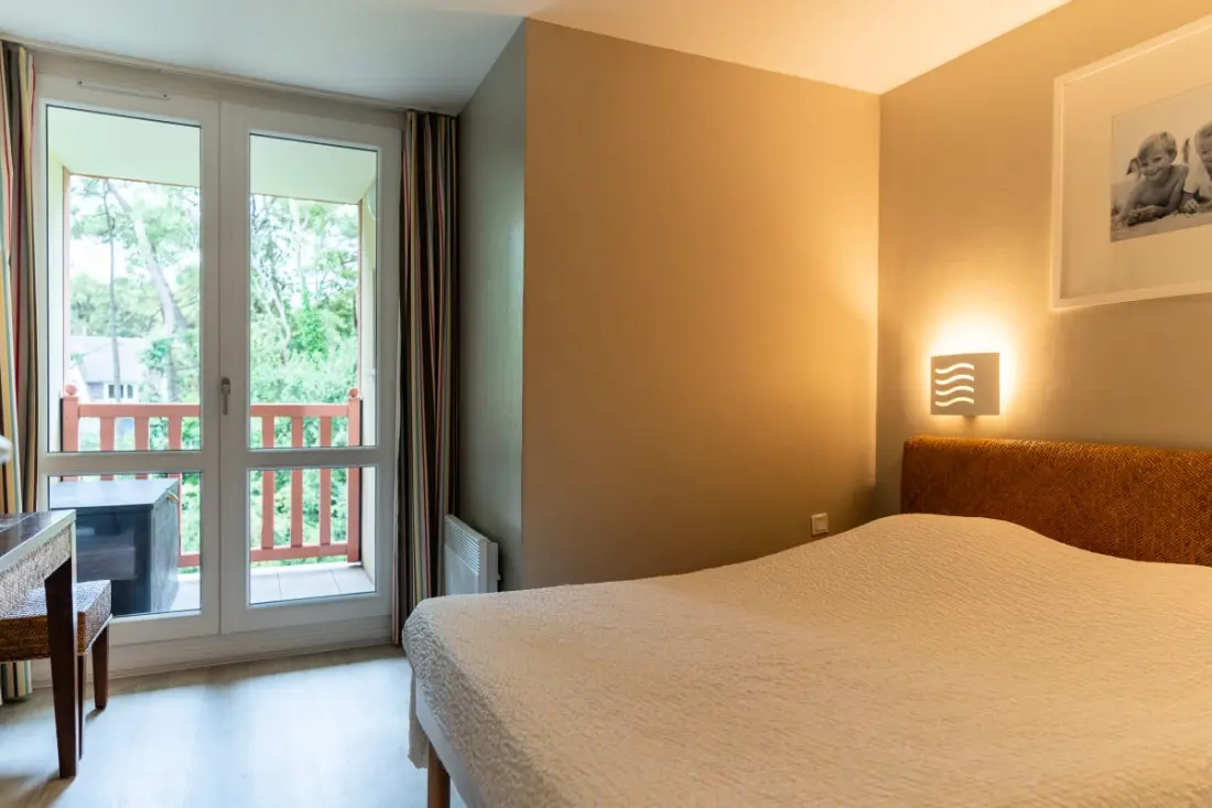 Residence apartman 2 szoba Cabin 6 személy medencével, tenisz, parkoló ingyenes 217