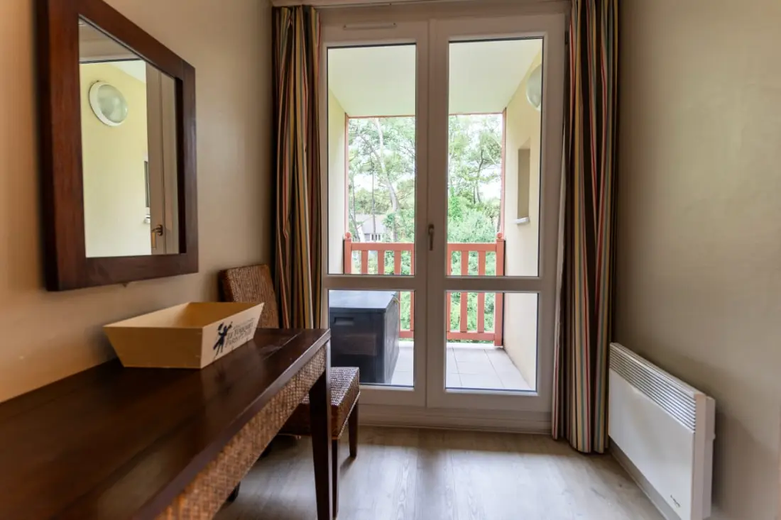 Residence apartman 2 szoba Cabin 6 személy medencével, tenisz, parkoló ingyenes 217
