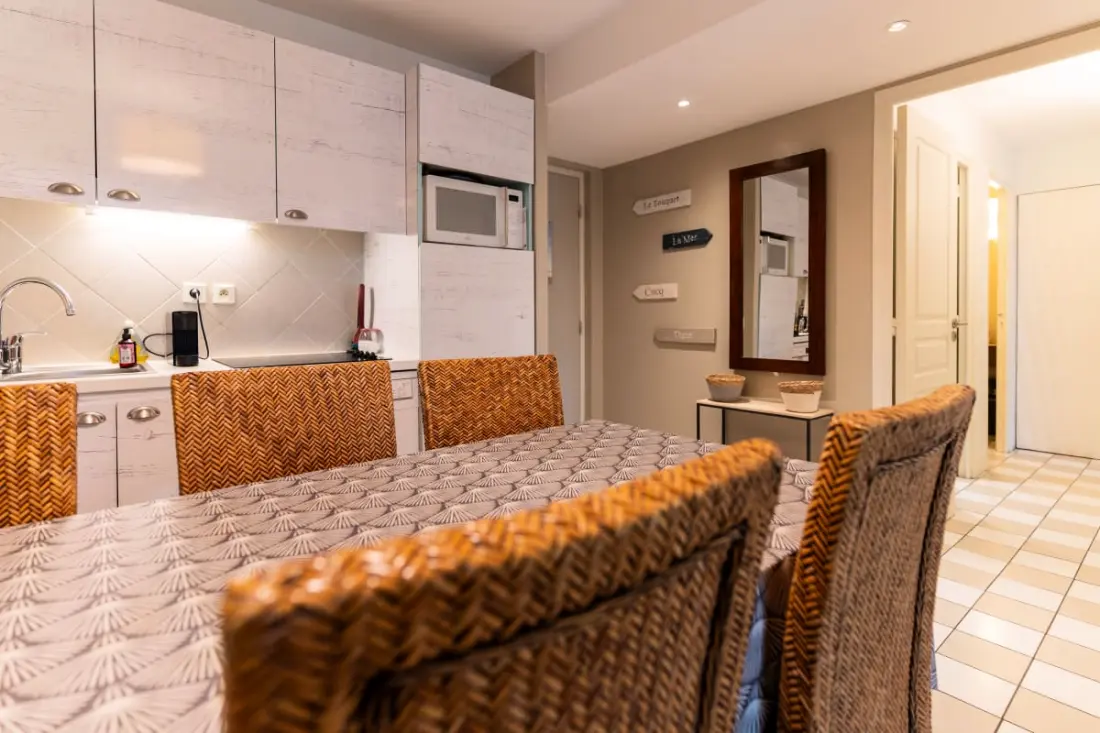 Residence apartman 2 szoba Cabin 6 személy medencével, tenisz, parkoló ingyenes 217