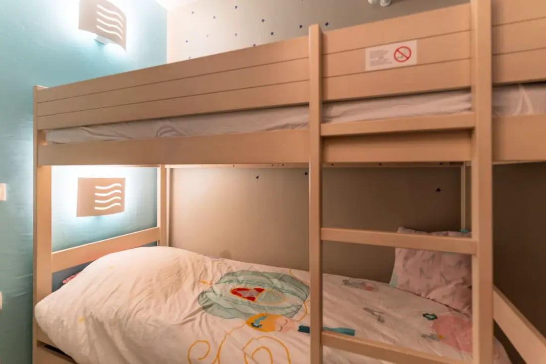 Residence apartman 2 szoba Cabin 6 személy medencével, tenisz, parkoló ingyenes 217