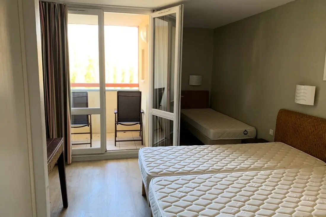 Residence Beautiful apartman 5 fő részére úszómedencével, tenisszel és parkolóval 236