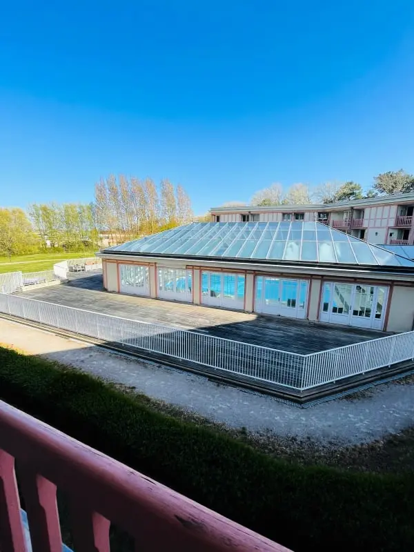 Residence Charming Apartman 5 személy számára úszási medence, parkolás és tenisz