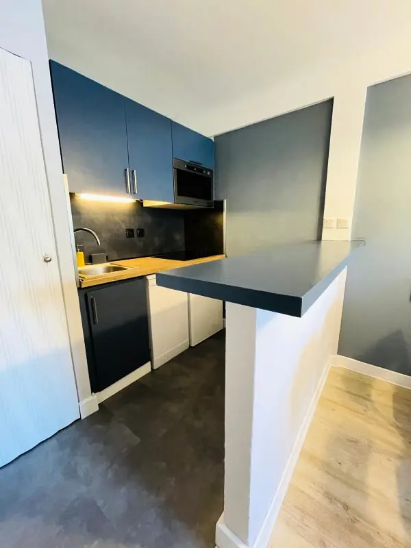 Residence Charming Apartman 5 személy számára úszási medence, parkolás és tenisz