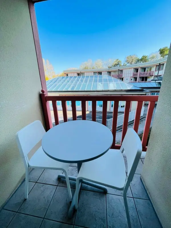 Residence Charming Apartman 5 személy számára úszási medence, parkolás és tenisz