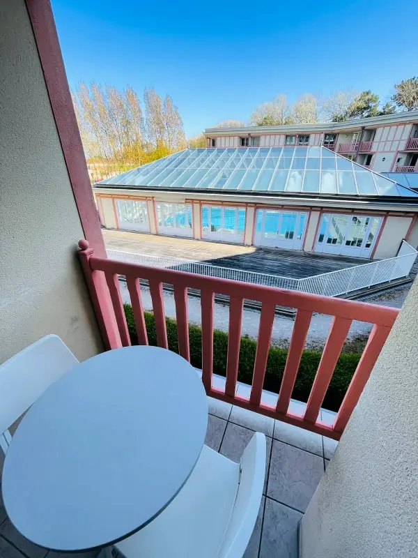 Residence Charming Apartman 5 személy számára úszási medence, parkolás és tenisz