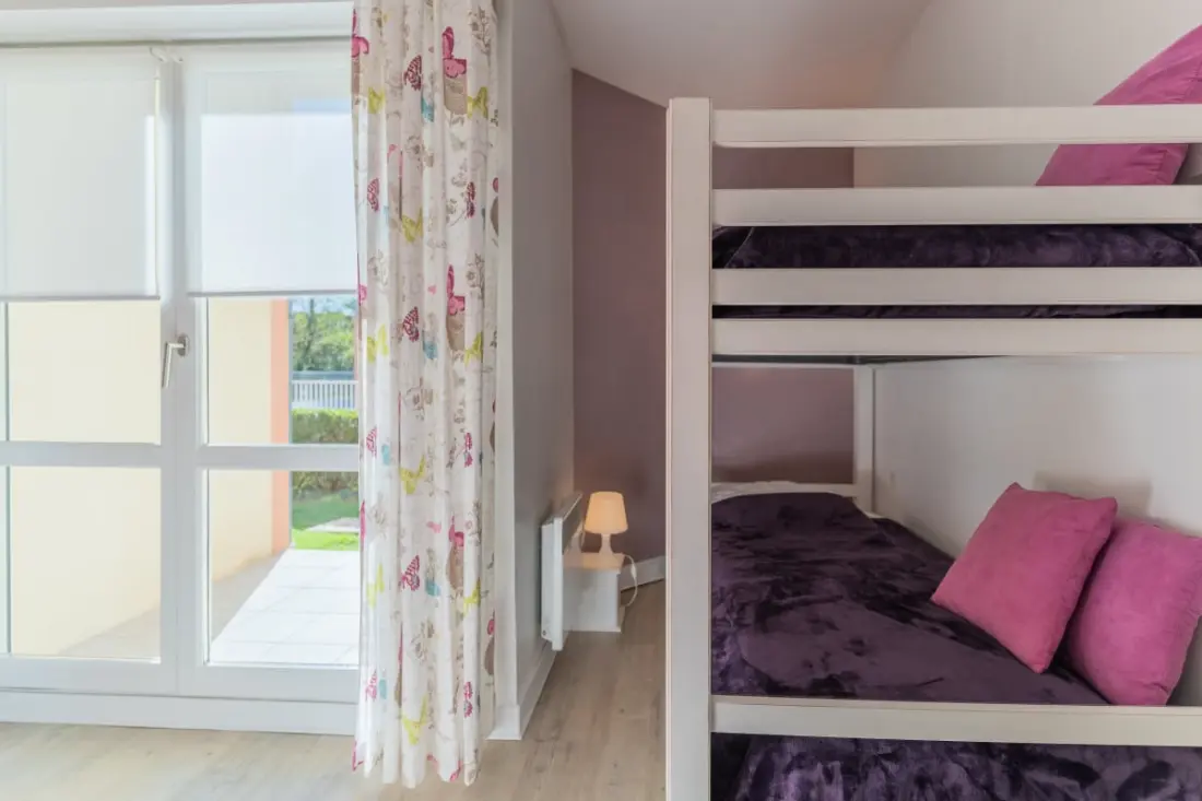 Residence Charmant appartement 5 pers Rdc met zwembad, tennis en privé parkeergelegenheid 60