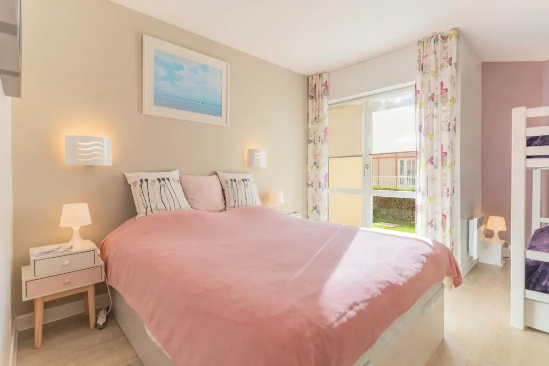 Residence Charmant appartement 5 pers Rdc met zwembad, tennis en privé parkeergelegenheid 60