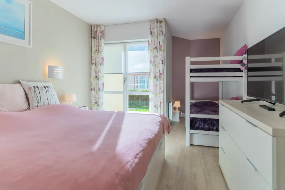 Residence Charmant appartement 5 pers Rdc met zwembad, tennis en privé parkeergelegenheid 60