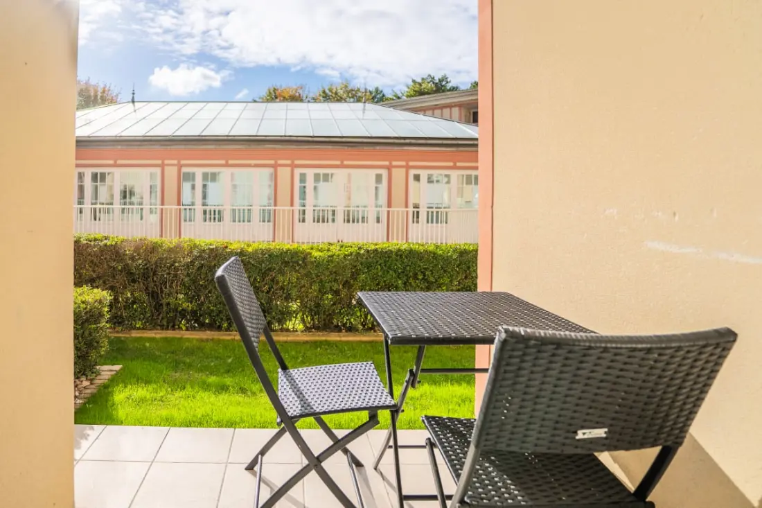 Residence Charmant appartement 5 pers Rdc met zwembad, tennis en privé parkeergelegenheid 60