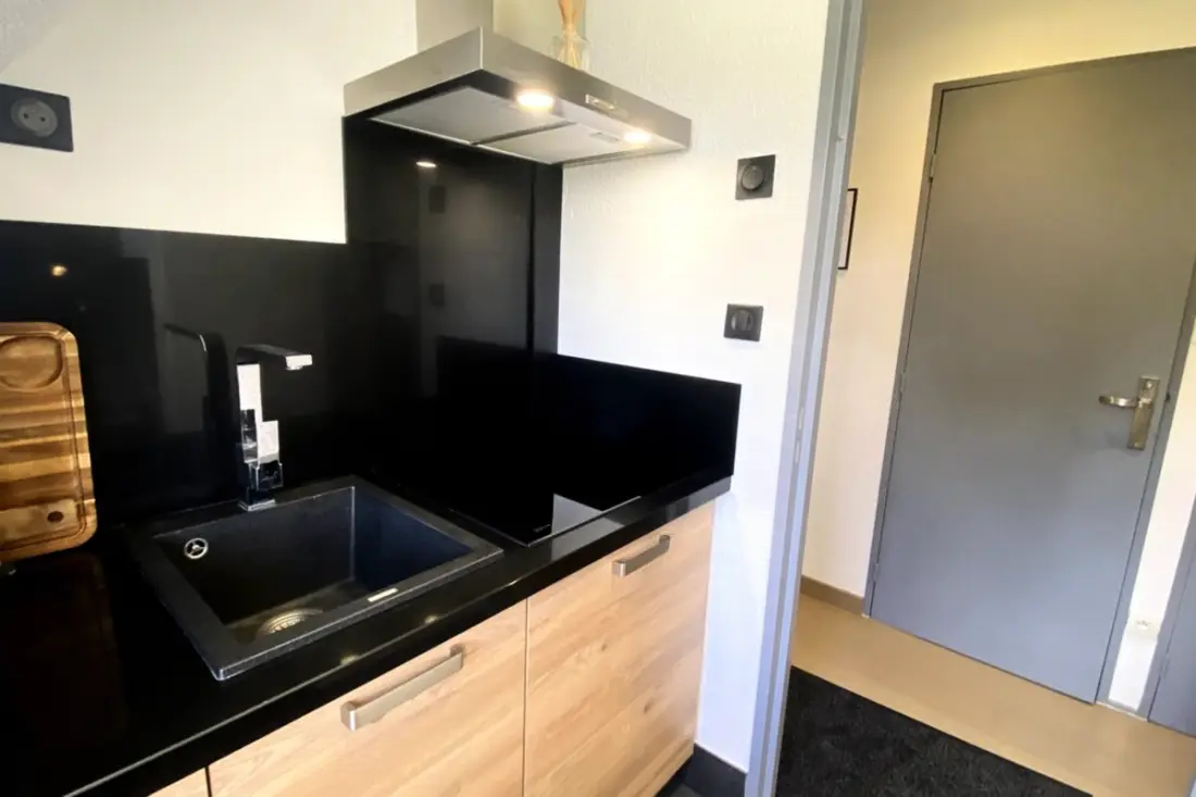 Residence Relaxing stay with Water view. Appt For 6 Luminous and Comfortable Pers