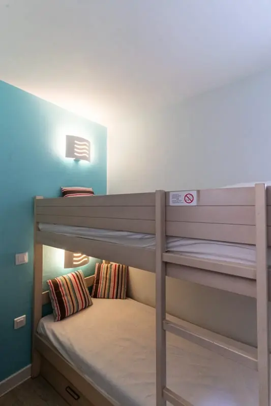 Residence Nagyon szép felújított apartman úszási medencével, tenisz és magán parkolóval 09