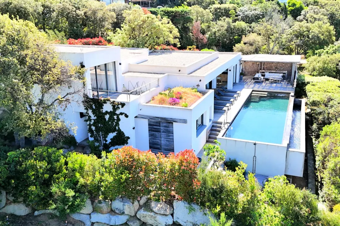 Rezidencia Villa Cala Rossa Di Lecci