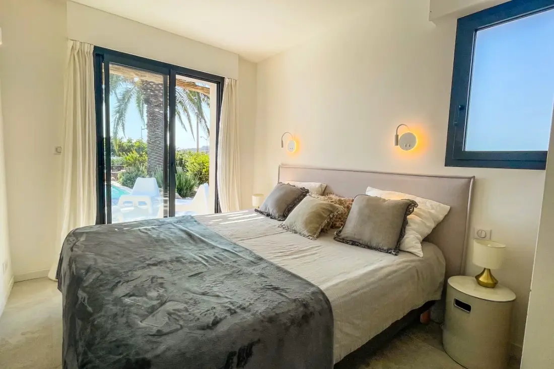 Residence Villa San Ciprianu Mare Di Lecci