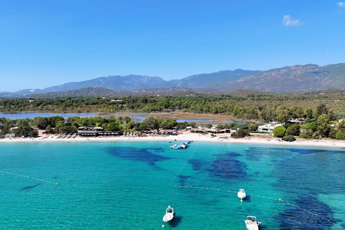 Residence Villa San Ciprianu Mare Di Lecci