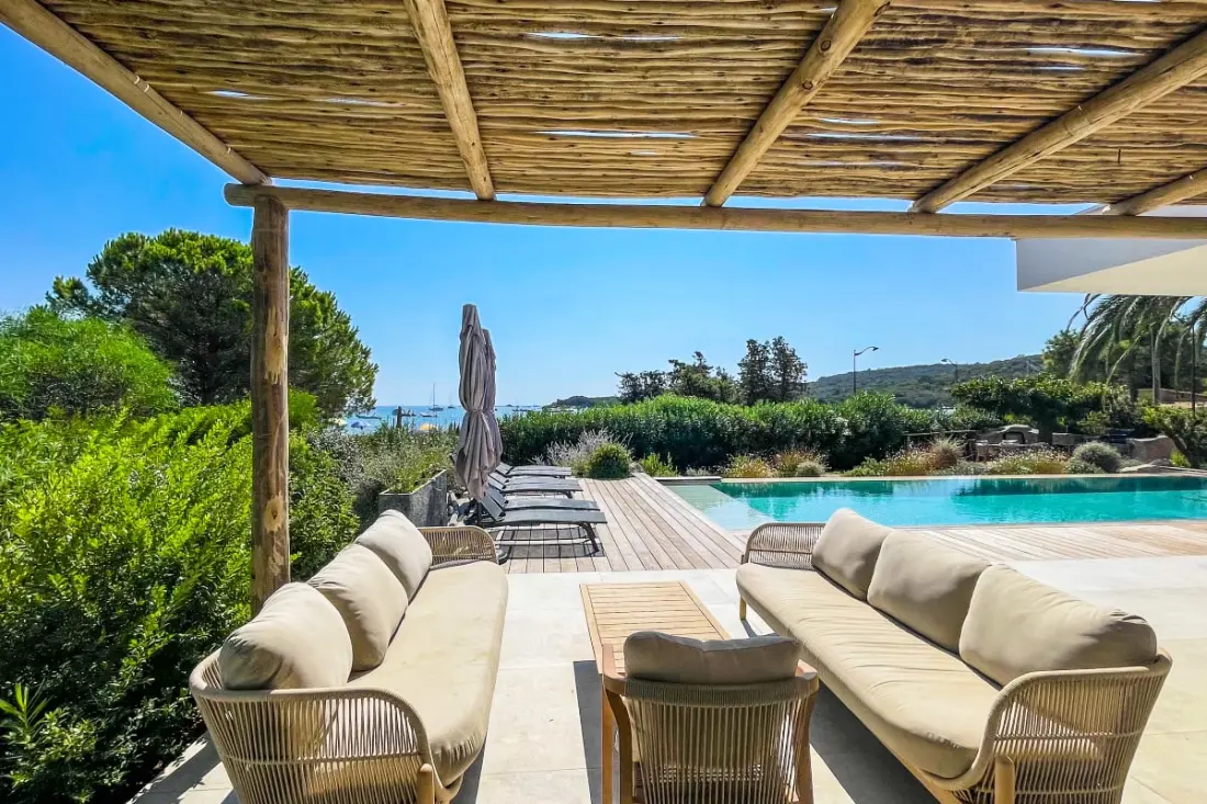 Residence Villa San Ciprianu Mare Di Lecci