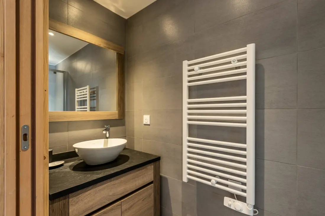 Le Ridge Residence