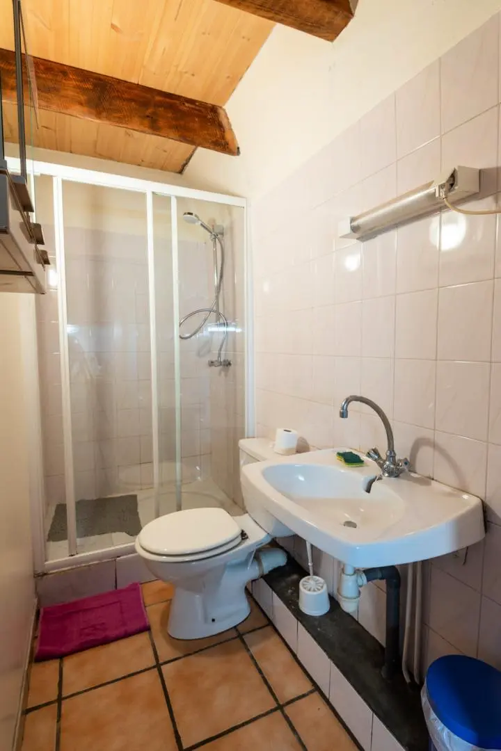 Holiday Cottage Rental 2 ember a rosszindulatú