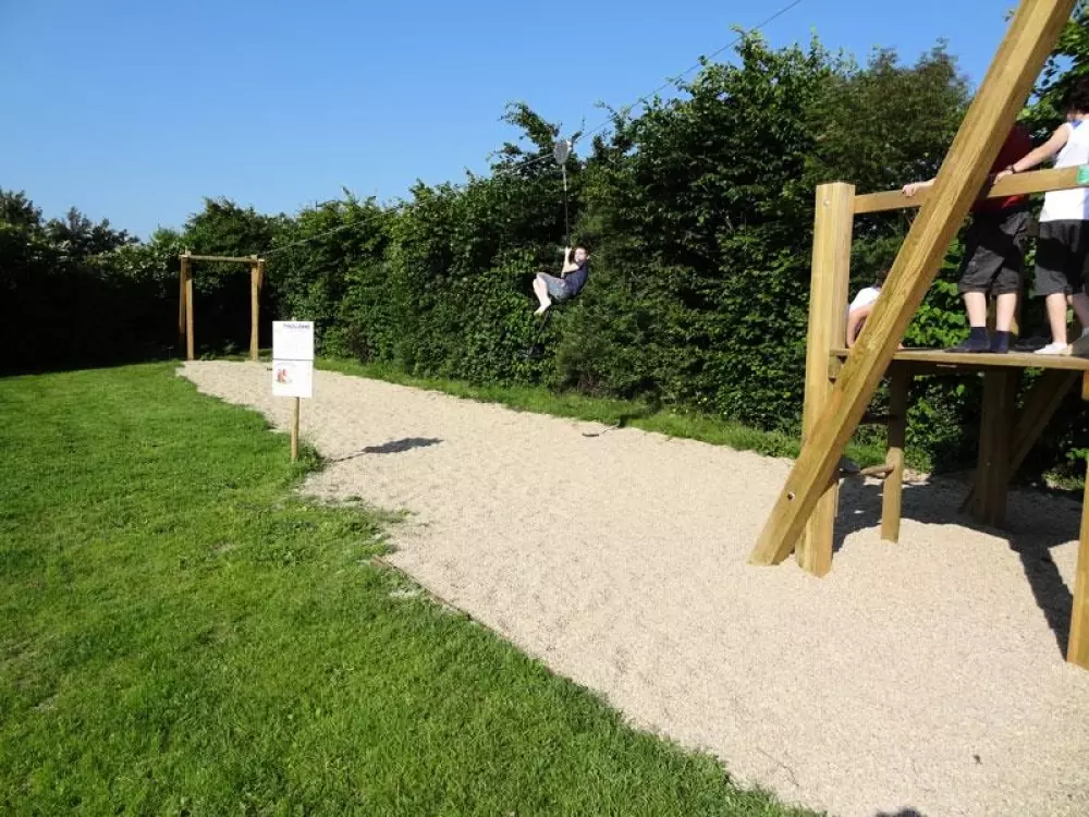 Camping Le Rouge Gorge4 Sterne★★★★