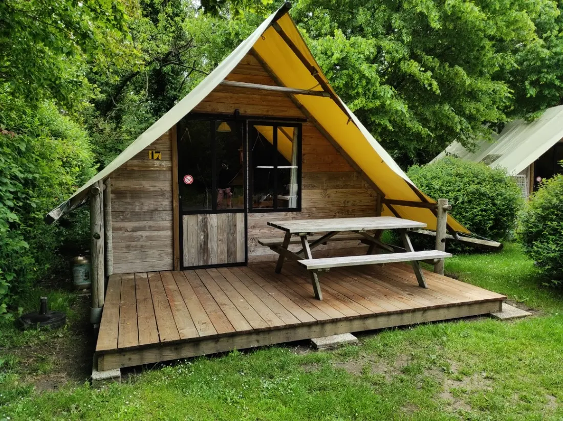 Camping Le Rouge Gorge4 Sterne★★★★