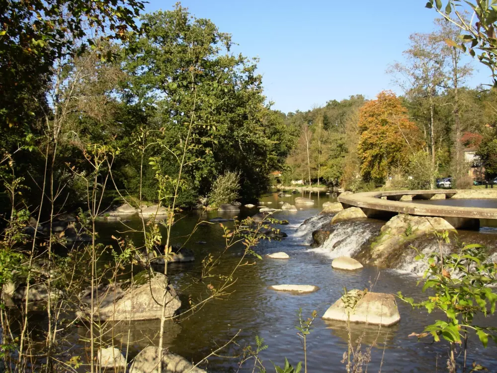 Camping Le Rouge Gorge4 Sterne★★★★