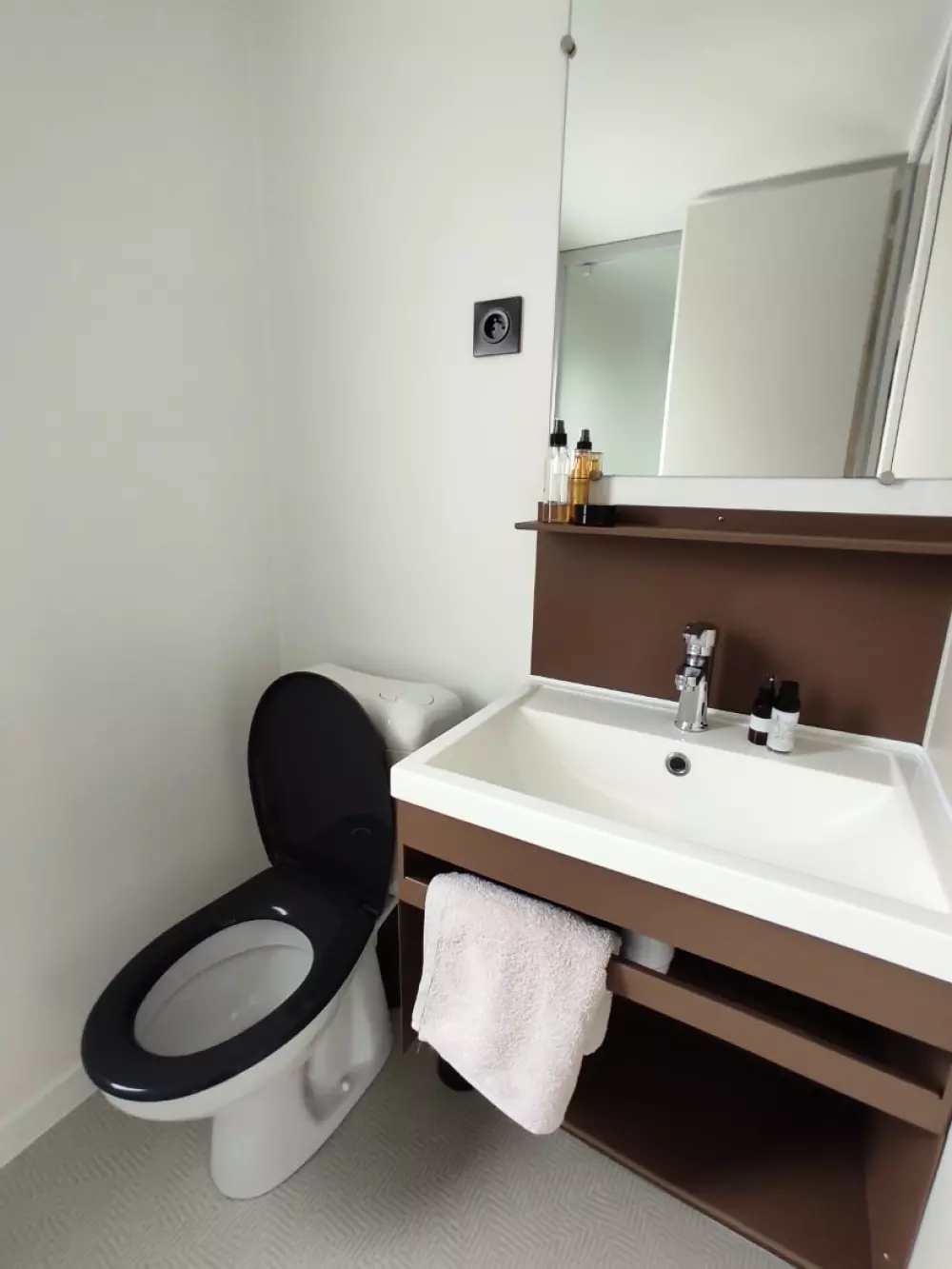 Camping Le Rouge Gorge4 Sterne★★★★