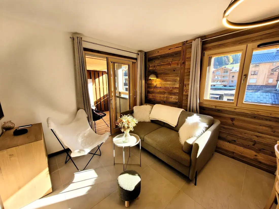 Essential Residence