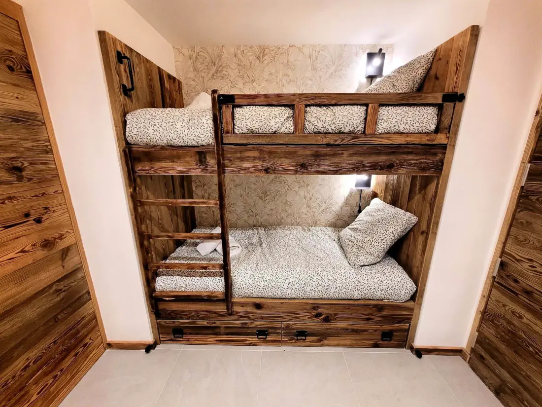 Essential Residence