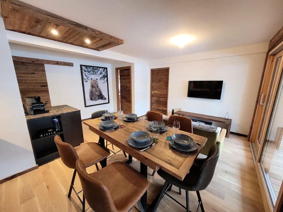 Essential Residence