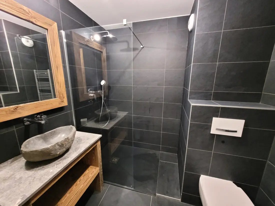 Essential Residence