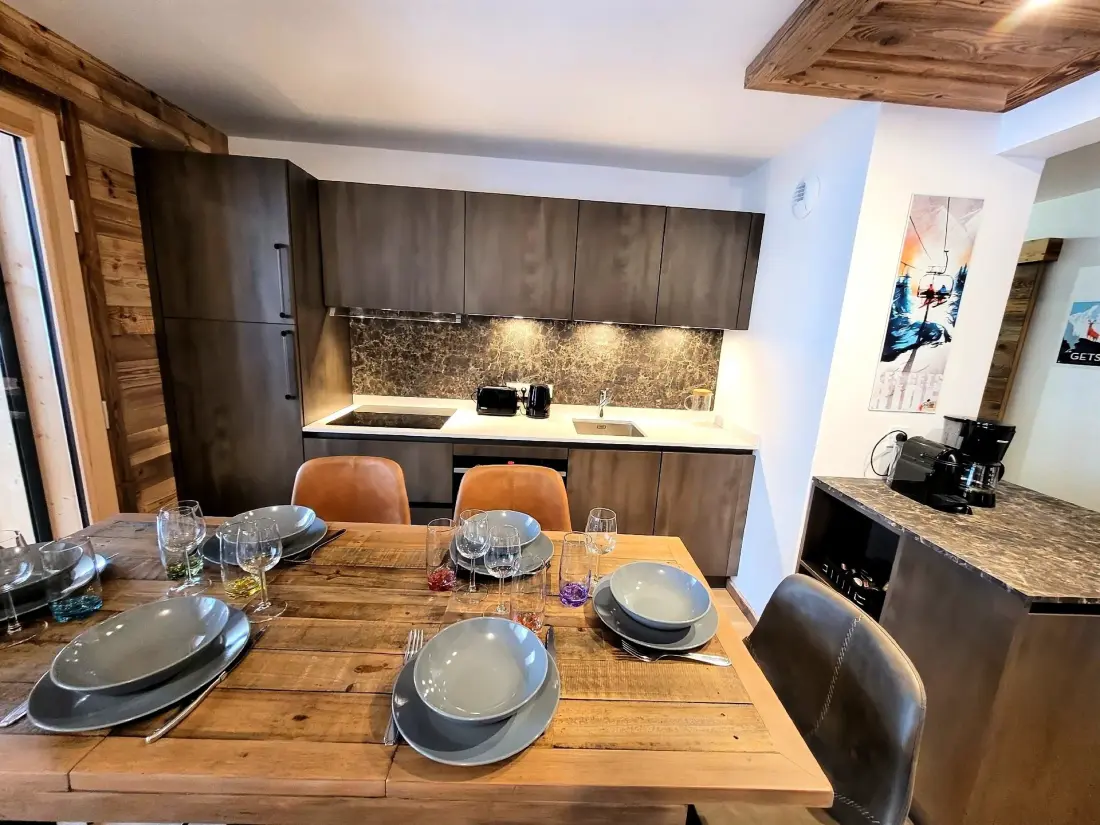 Essential Residence