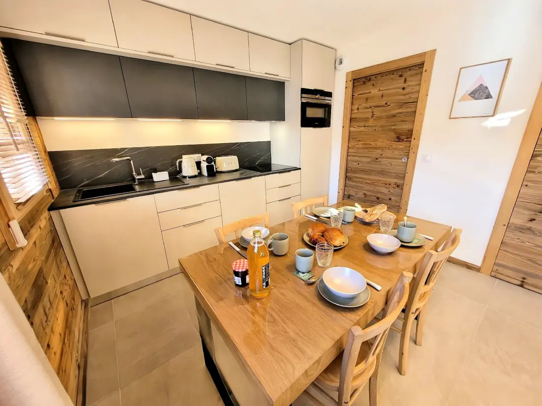 Essential Residence