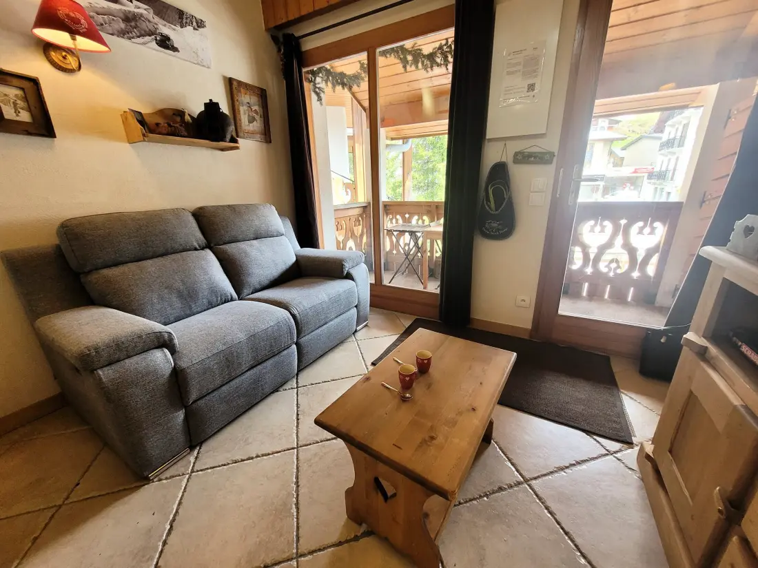 Lion Residence Arany