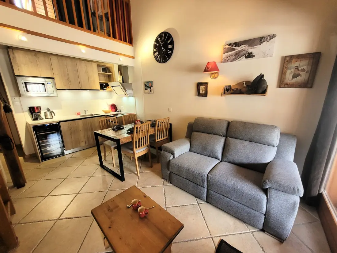 Lion Residence Arany
