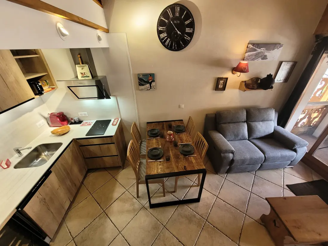 Lion Residence Arany
